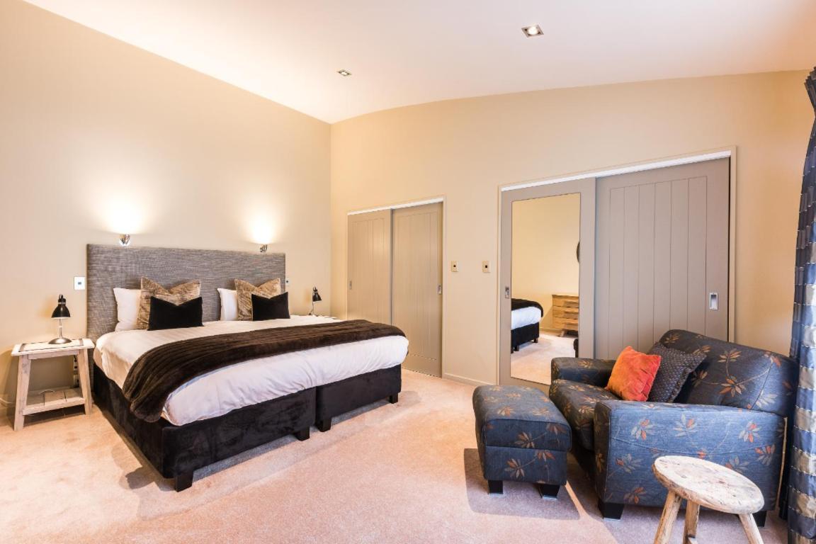 London Lane Villa ควีนส์ทาวน์ ภายนอก รูปภาพ