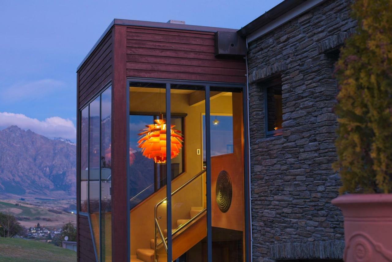 London Lane Villa ควีนส์ทาวน์ ภายนอก รูปภาพ