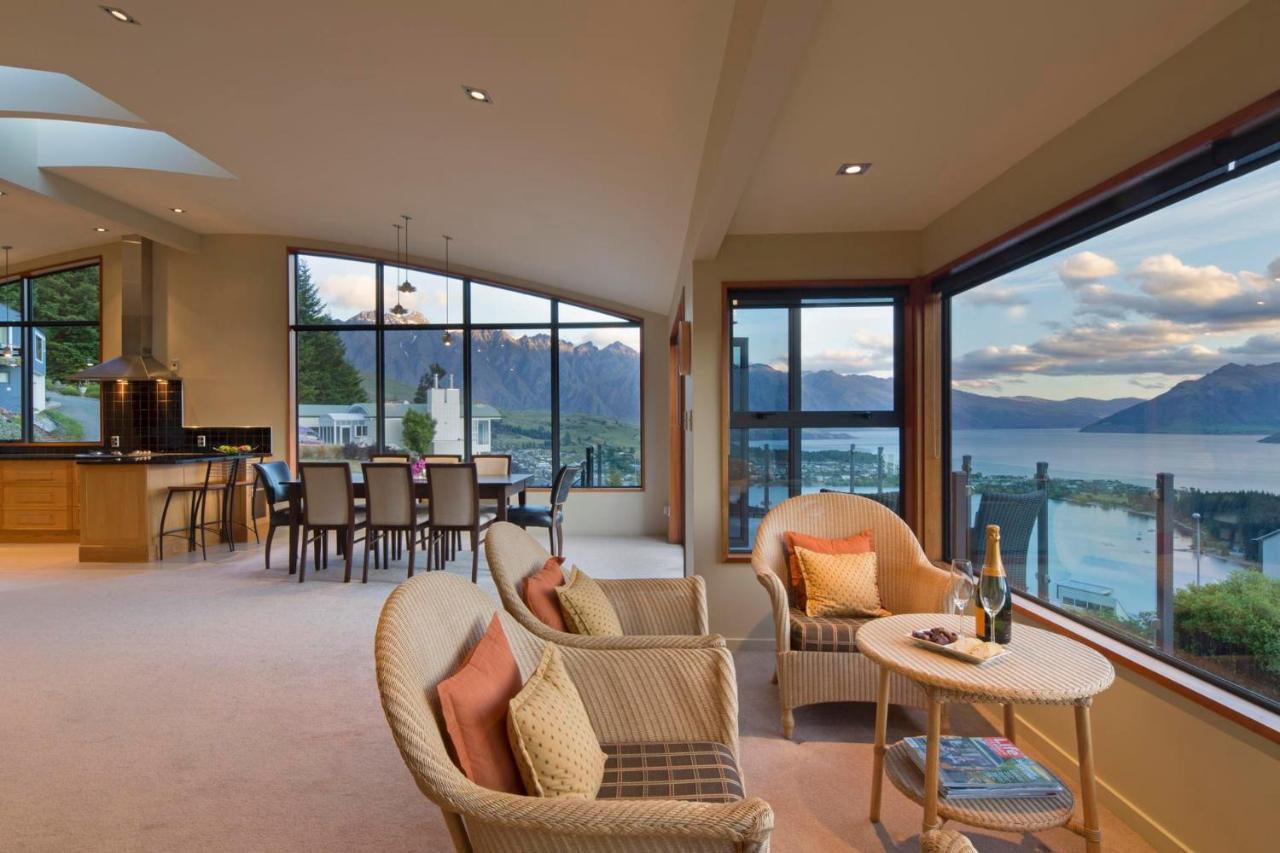 London Lane Villa ควีนส์ทาวน์ ภายนอก รูปภาพ