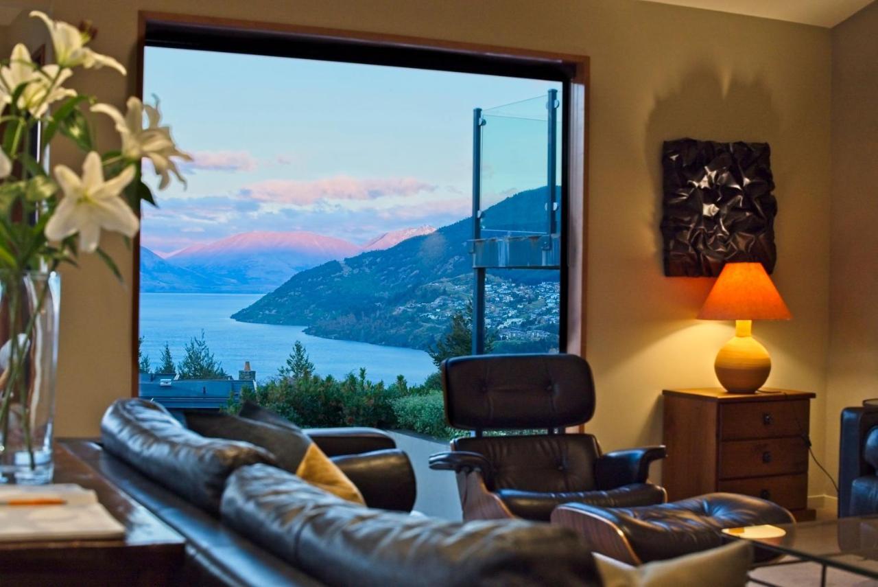 London Lane Villa ควีนส์ทาวน์ ภายนอก รูปภาพ